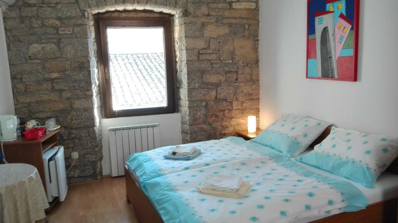 Rooms Svalina (Adults Only) Grožnjan Zewnętrze zdjęcie