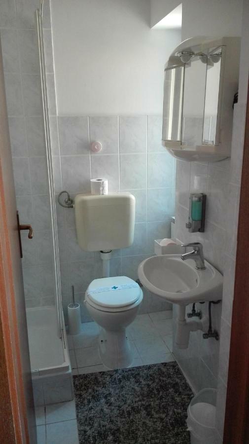 Rooms Svalina (Adults Only) Grožnjan Zewnętrze zdjęcie