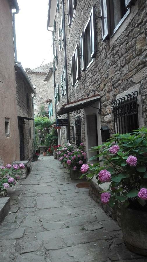 Rooms Svalina (Adults Only) Grožnjan Zewnętrze zdjęcie